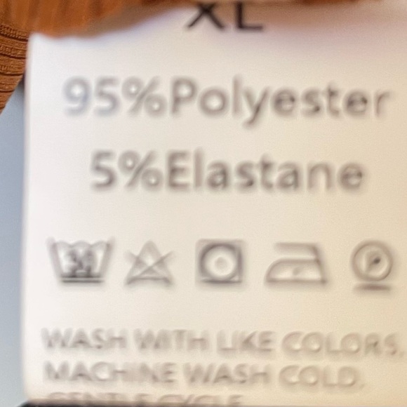 Ribbed Crewneck Short Sleeve Bodysuit
Size L Color Camel - Picture 12 of 12